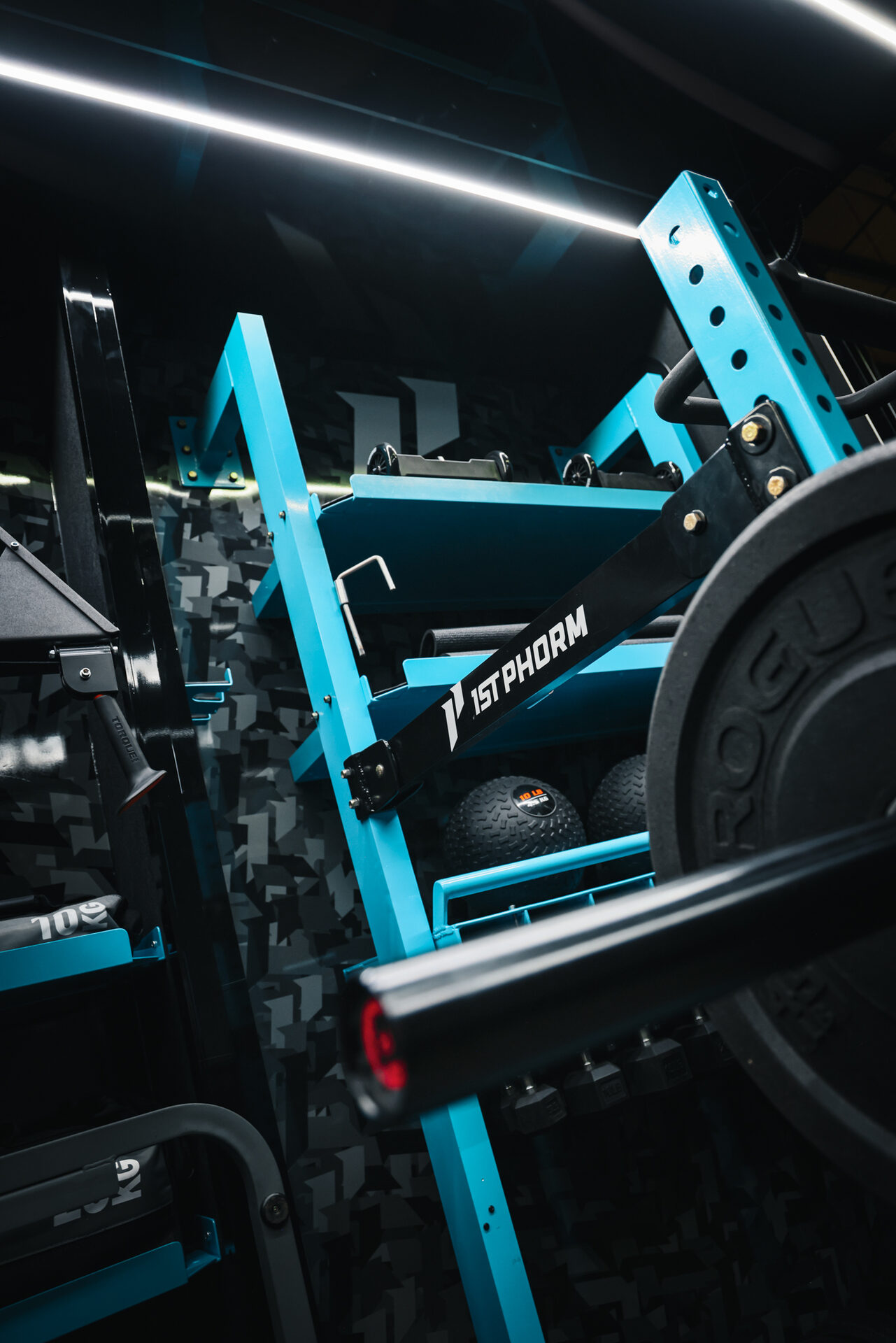 Fit Truk 3.0 rack and barbell detail